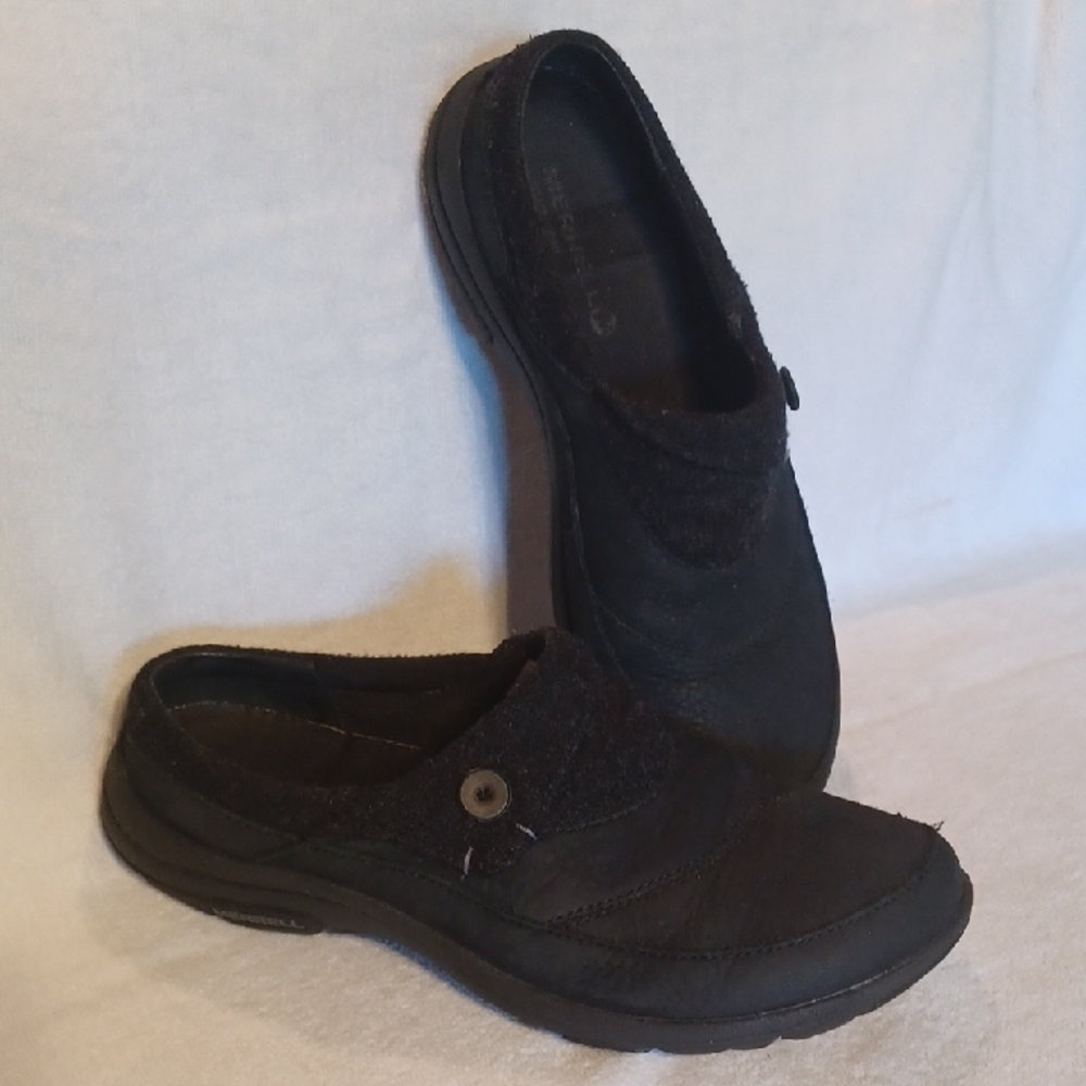 Merrell Black Slip-On Loafers Size 9